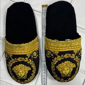 Unisex Versace Black and Gold Medusa Slippers